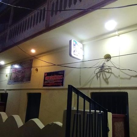 Sri Viswanatham Guest House Varanasi Dış mekan fotoğraf